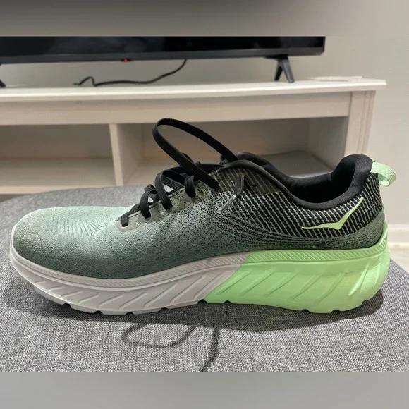 The Hoka One Mach 3 PROFLY - Picture 4 of 10